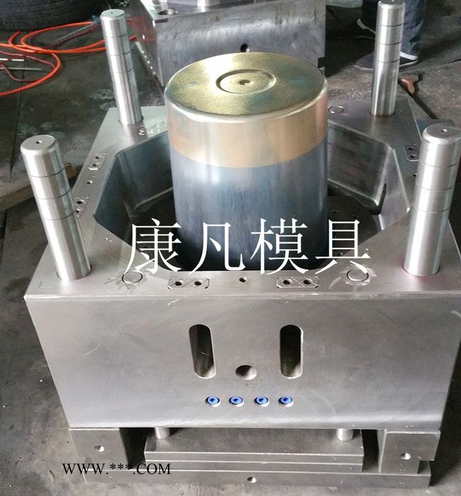 供应台州黄岩模具厂18升20升肥料pp包装桶模具，机油桶模具双边桶模具,美式涂料桶模具 机油桶模具图4