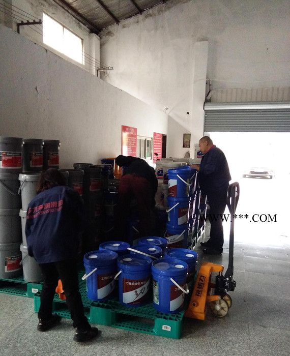 南京厂家供应美孚超级齿轮油 600XP 220 工业齿轮油润滑油中重负荷图3