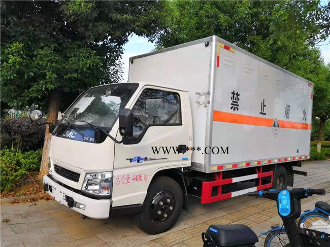 上饶危险品九类运输车官网   咋想/废机油运输车全系列 报价图2