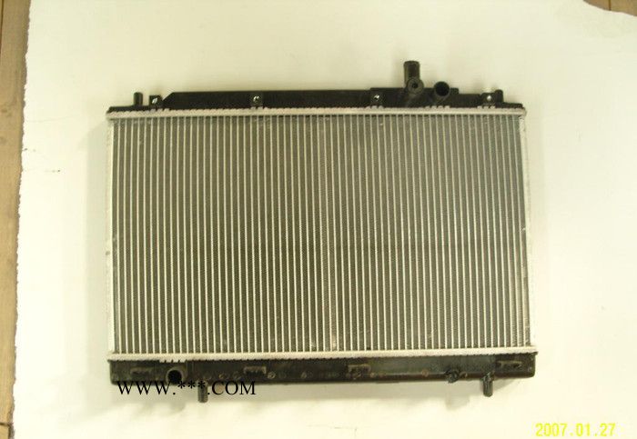 五菱荣光水箱带水箱盖 铝图2