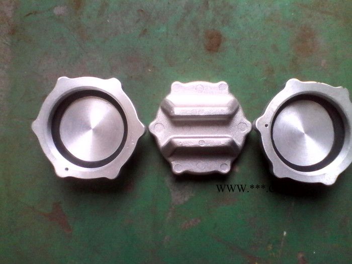 山推推土机配件 SD13水箱盖 07053-10000  7.9图3