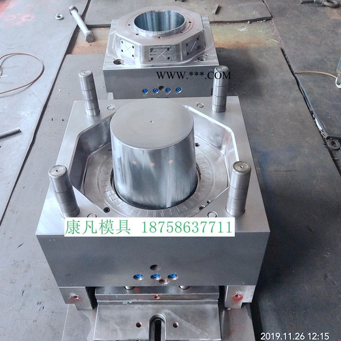 涂料桶模具 塑胶包装桶模具，塑料机油桶模具 油漆桶模具图片 塑料模具制造图3