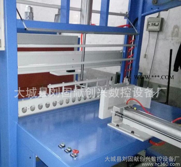 热收缩包装机低价 自动温控玻璃水pe膜热缩包装机 自动套膜封切机图片图3