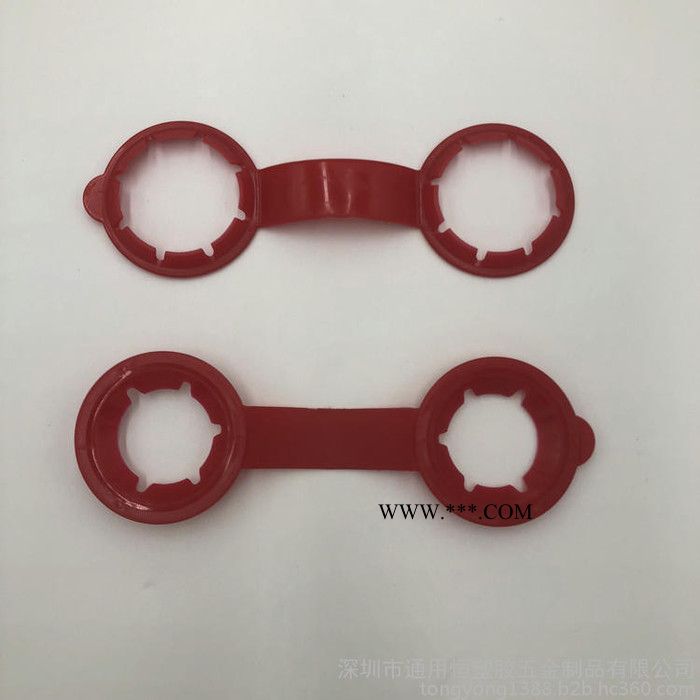 玻璃水搭扣 双瓶提手扣 塑料提手 双孔饮料提手 彩盒手提扣饮料瓶连体手提手扣玻璃水搭扣图3