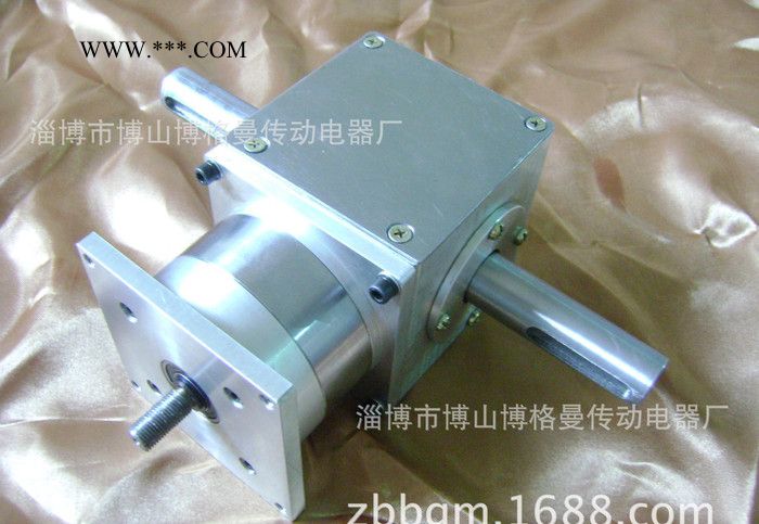 为客户量身订做直角90度输出行星减速器图3