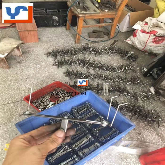 17年技术深圳厂家生产设计手机壳喷油喷夹具弹片 自动线喷漆治具夹子地轨线钢线弹针真空镀膜支撑固定作用价低ZS-209图3