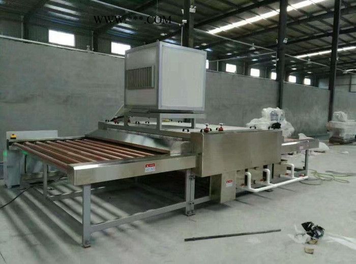 **：梭钢2500B 钢化.low-e.太阳能.镀膜.中空玻璃清洗机图2