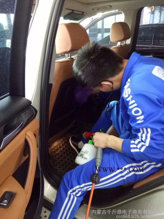 e洁保—呼市专业洗车、打蜡、镀膜、封釉、抛光、内饰清洗、仪器机器清洗,呼市汽车美容保养维修图2