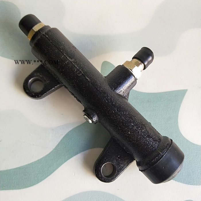 东风240 EQ2082E6D 245EQ2100E6D军车越野车离合器总泵1604D4-010图7