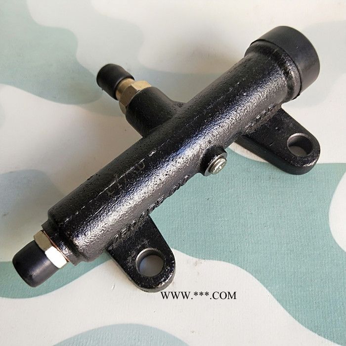 东风240 EQ2082E6D 245EQ2100E6D军车越野车离合器总泵1604D4-010图8