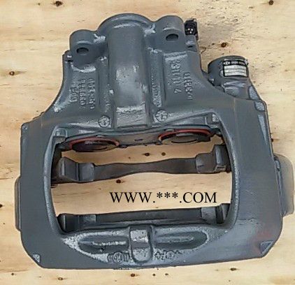奔驰泵车制动钳奔驰泵车3341配件 奔驰制动卡钳图3