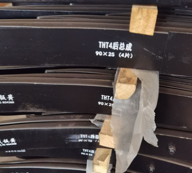 江西重型汽车半挂车90*25四片装弓子钢板弹簧总成图3