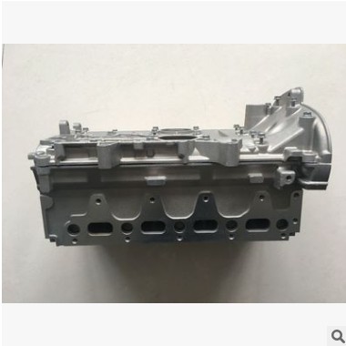 厂家直供　 L90 Cylinder Head 缸盖图3