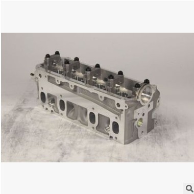 长期供应　铝合金　汽缸盖 大众时代超人 1.8L 气缸盖图3