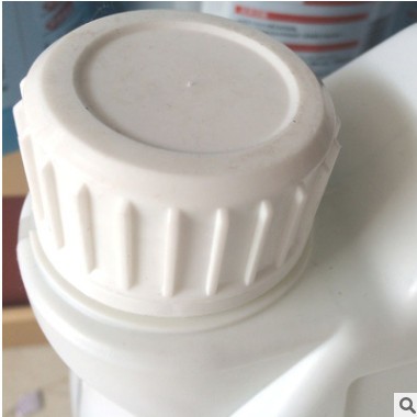 德国大众防冻液4kg 冬季红色 绿色 水箱宝冷却液 浓缩防冻液图2