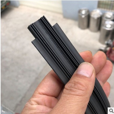 通达TTD适用法雷奥款无骨雨刷器胶条燕尾式无骨雨刷雨刮器胶条图2