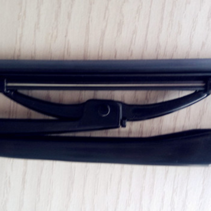 专业生产加工客车、小车、工程车等车型专用骨架式雨刮器图2