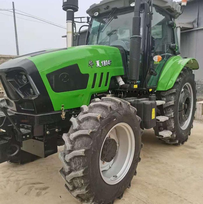 双离合器大型四轮拖拉机 强劲动力大后桥拖拉机 大马力轮式拖拉机图4