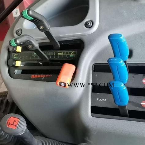 中联重科2104大桥拖拉机 进口离合器 高配置 低油耗 16+16档位图2