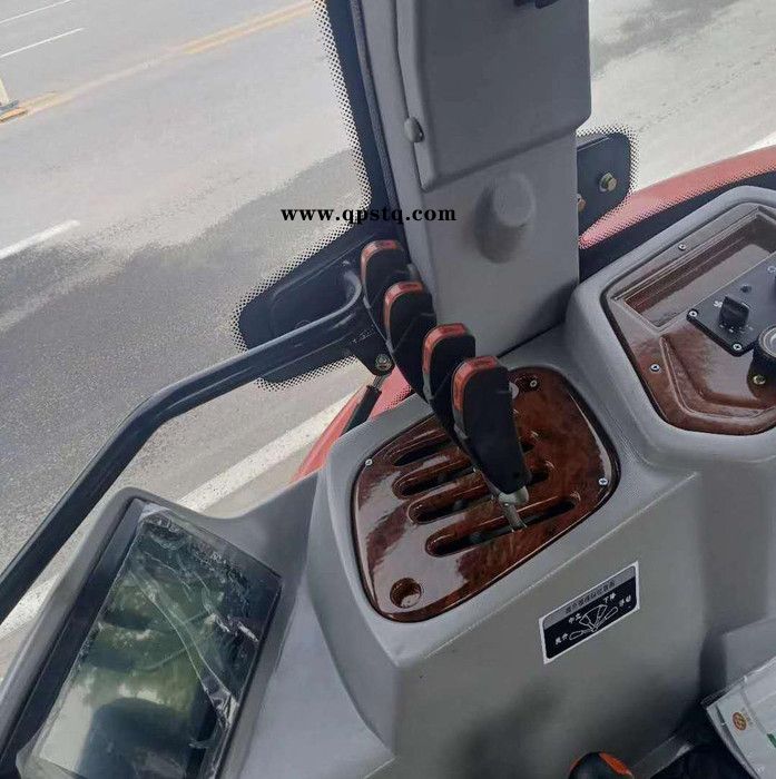 双力1804大型四轮拖拉机 标配国产14时双作用离合器，扭矩大，传动效率高图7