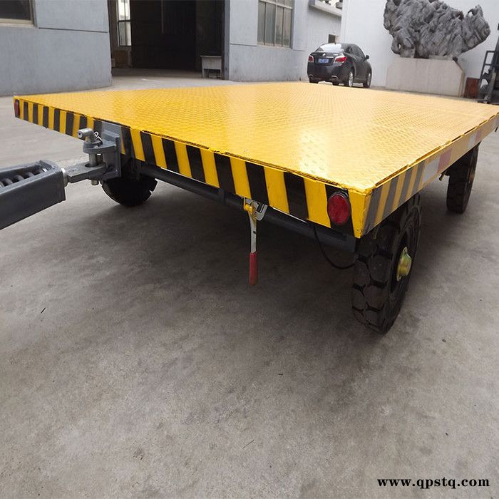 3T带车尾灯平板拖车 3T带车尾灯平板拖车厂家图3