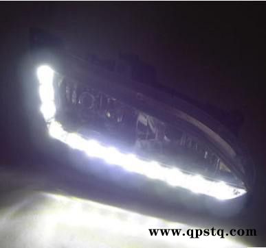 13款现代IX45全新胜达雾灯总成 专用LED日间行车灯 日行灯图2