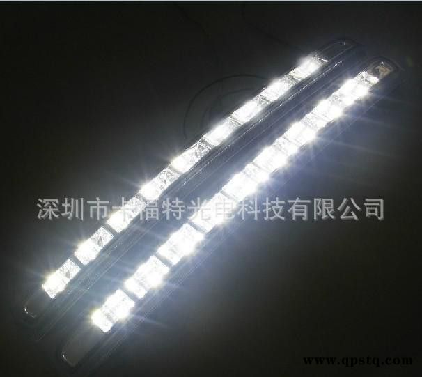 韩国起亚狮跑雾灯 专用LED日间行车灯 日行灯 夜行 栅栏格杠图1