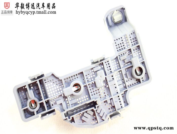 奔驰 204 GLK200 GLK300 GLK350 尾灯图2