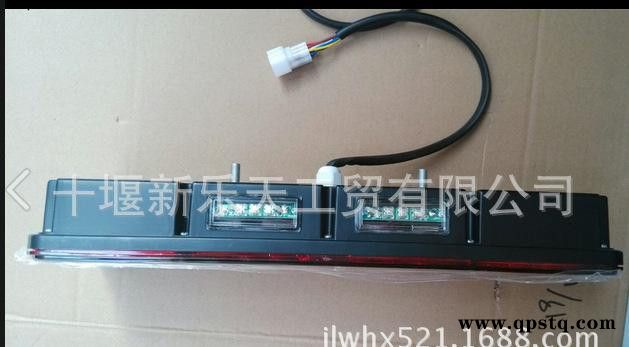 ,东风天锦军车电子式后尾灯3773010-KF2J0 分左右图3