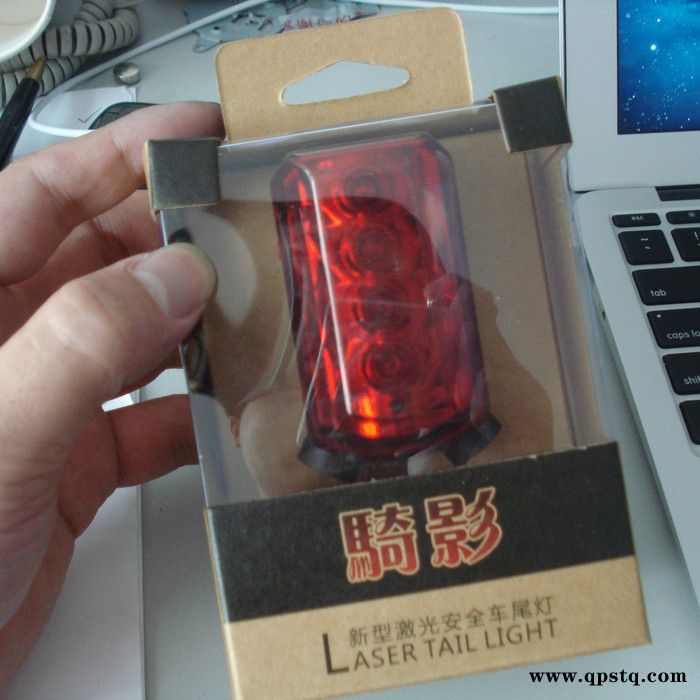 供应骑影自行车激光尾灯 安全警示尾灯 L01图2
