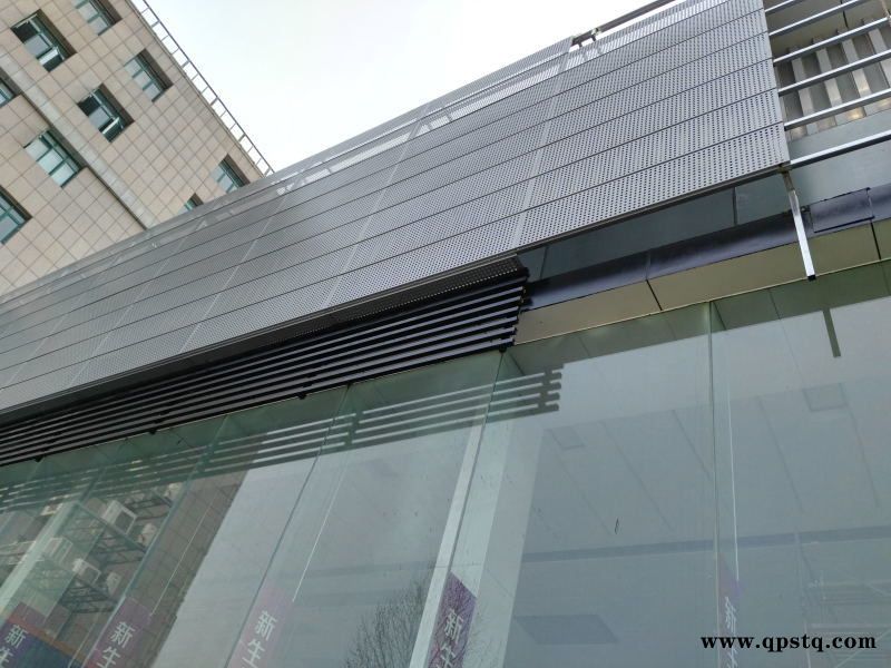 外墙装饰冲孔板/传祺展厅门头冲孔板时尚大气图4