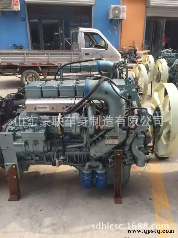 200V02511-0771 重汽曼发动机活塞总成 德国曼发动机活塞原图3