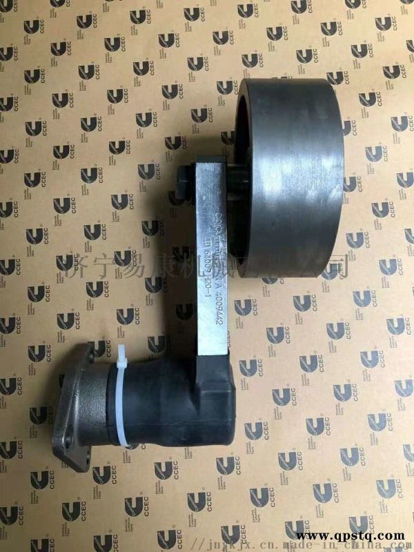 康明斯K19张紧轮支架 发动机惰轮轴图3