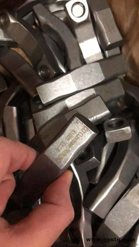 康明斯K19发动机气门压板3086362图3