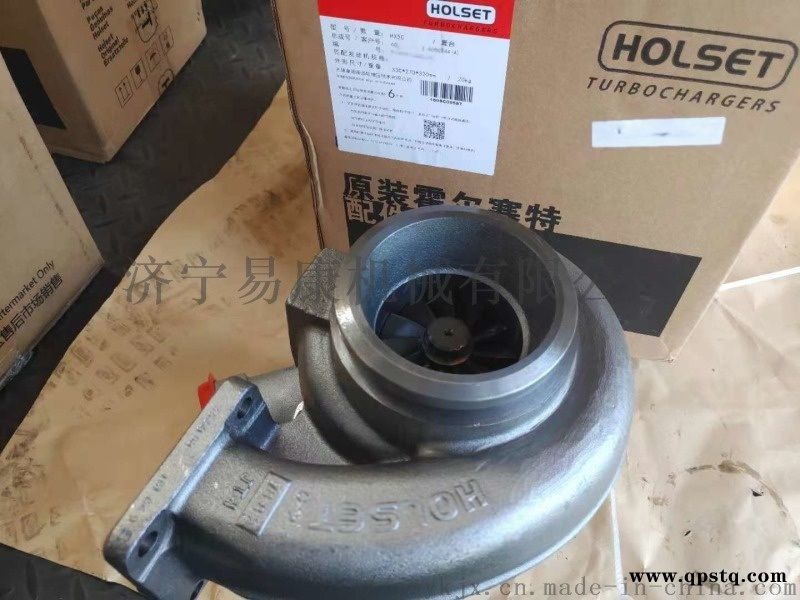 PC300挖机 6D114 发动机增压器图2