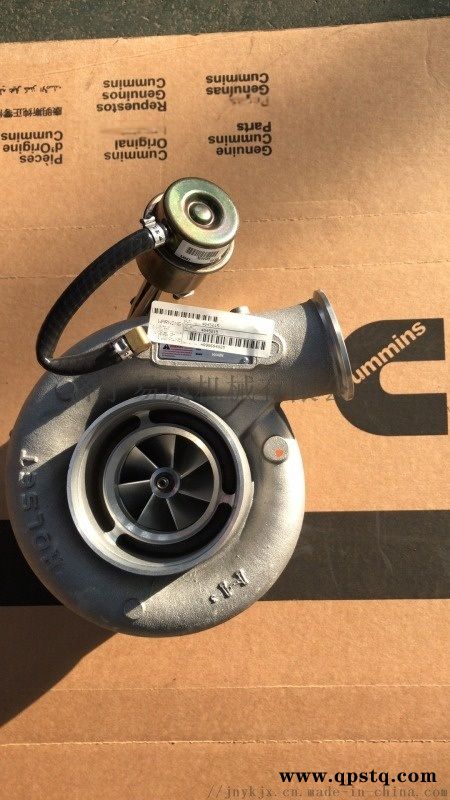 原装6D102增压器 山东日照挖机现场维修图2