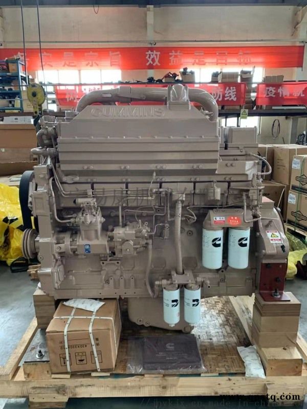 KTTA19-C700双涡轮增压器发动机图2