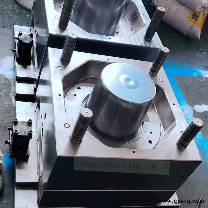 注塑机模具 10升防冻液桶模具 定做模具价格 浙江 密封桶模具价格图3