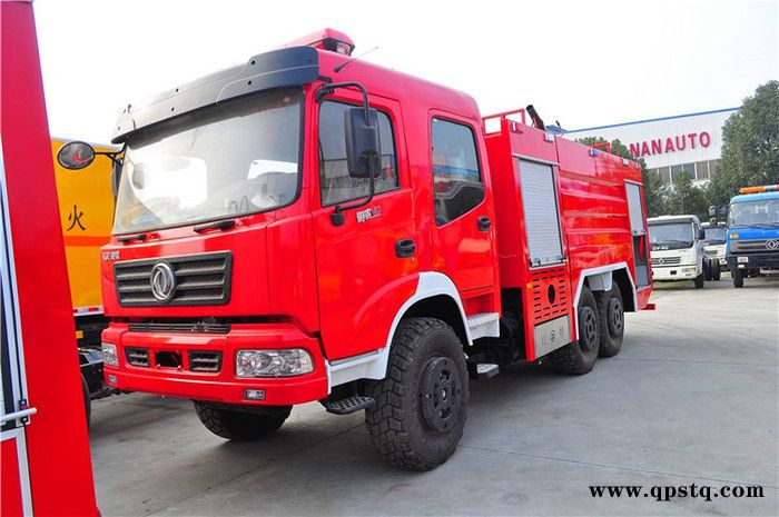 红岩消防车厂牌型号 德国曼消防车防冻液水箱 普通人可以买消防车吗图3