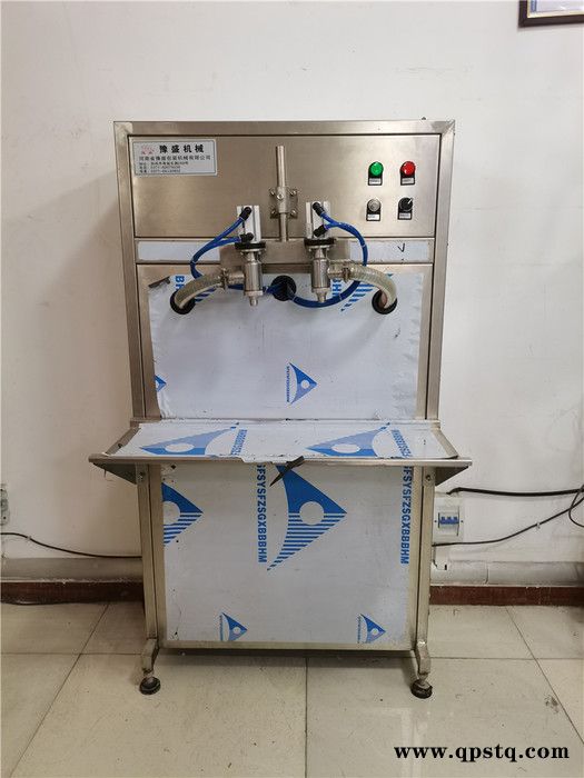 厂家河南玻璃水灌装机 防冻液灌装机批发 调味剂灌装机郑州供应图4