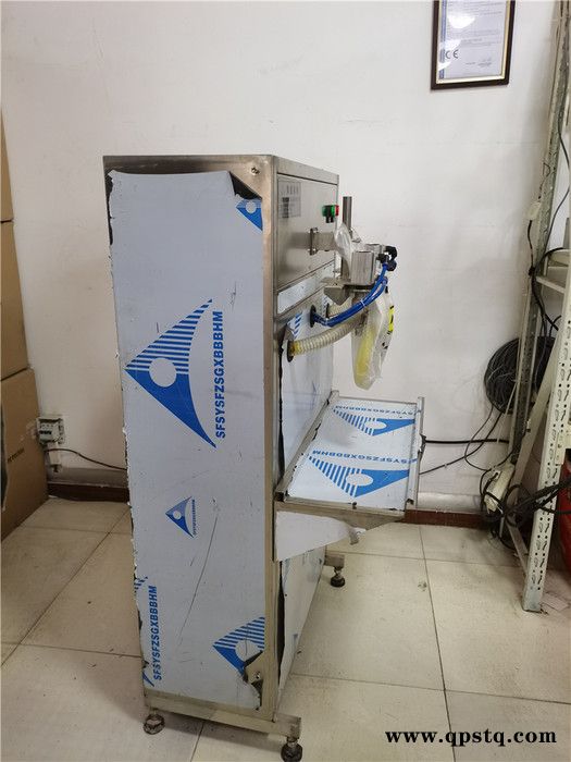 厂家河南玻璃水灌装机 防冻液灌装机批发 调味剂灌装机郑州供应图8