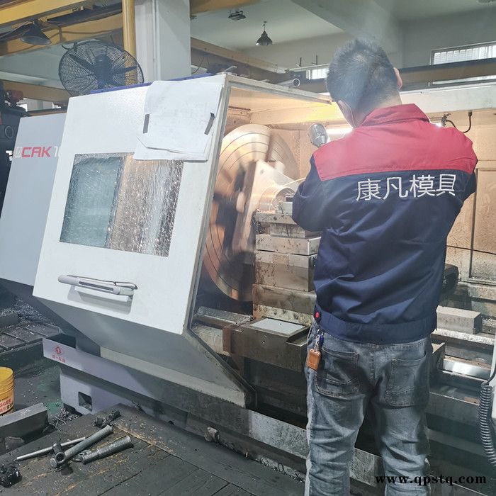 @黄岩模具,专业做机油桶模具 润滑油桶模具 防冻液桶模具 液体包装密封桶模具图3