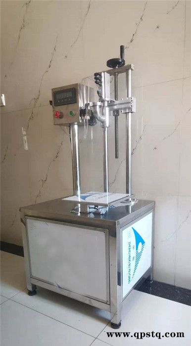 河南防冻液灌装机郑州 供应玻璃水防冻液小型灌装设备价格 洗衣液灌装机厂家图5