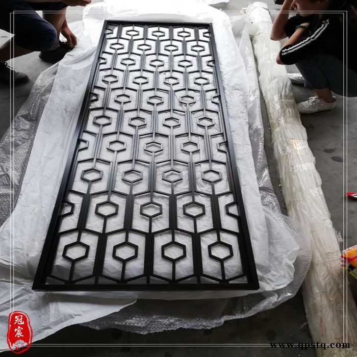 供应不锈钢屏风 隔断镀钛加工 冠宸专业真空离子镀膜图4