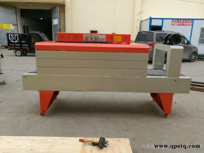 玻璃清洁护理液包膜机 车用尿素防冻液全自动套膜收缩机 矿泉水热缩膜塑封机图3