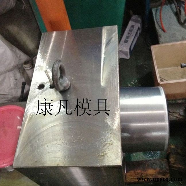 供应台州黄岩塑料桶模具10升，16升，20升各种型号油桶模具防冻液桶模具价格图8