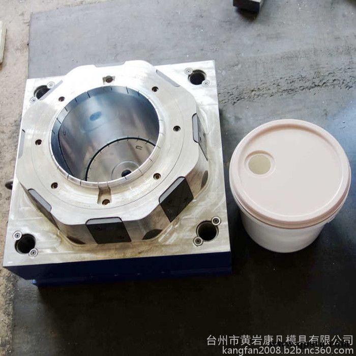 10公斤防冻液桶模具 密封油桶模具  油漆桶模具价格图4