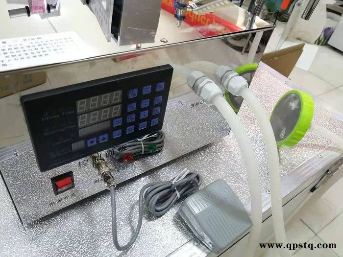 厂家批发润滑油自动灌装机 郑州隔膜泵防冻液 玻璃水自动分装机图2