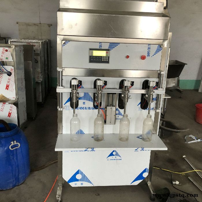 四头1-5升车用尿素液防冻液润滑油灌河南批发 郑州全自动液体灌装设备厂家图2