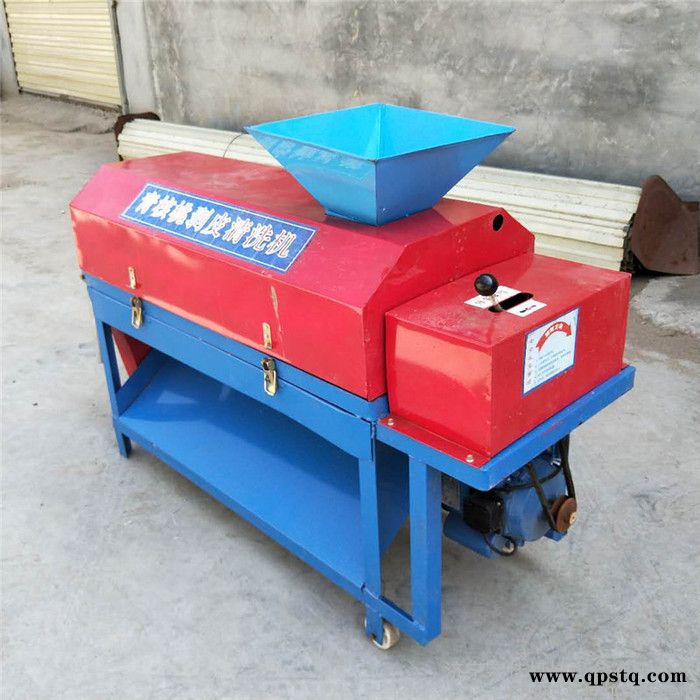 小型青核桃剥皮机 核桃去皮清洗剂 青核桃脱皮机视频图8